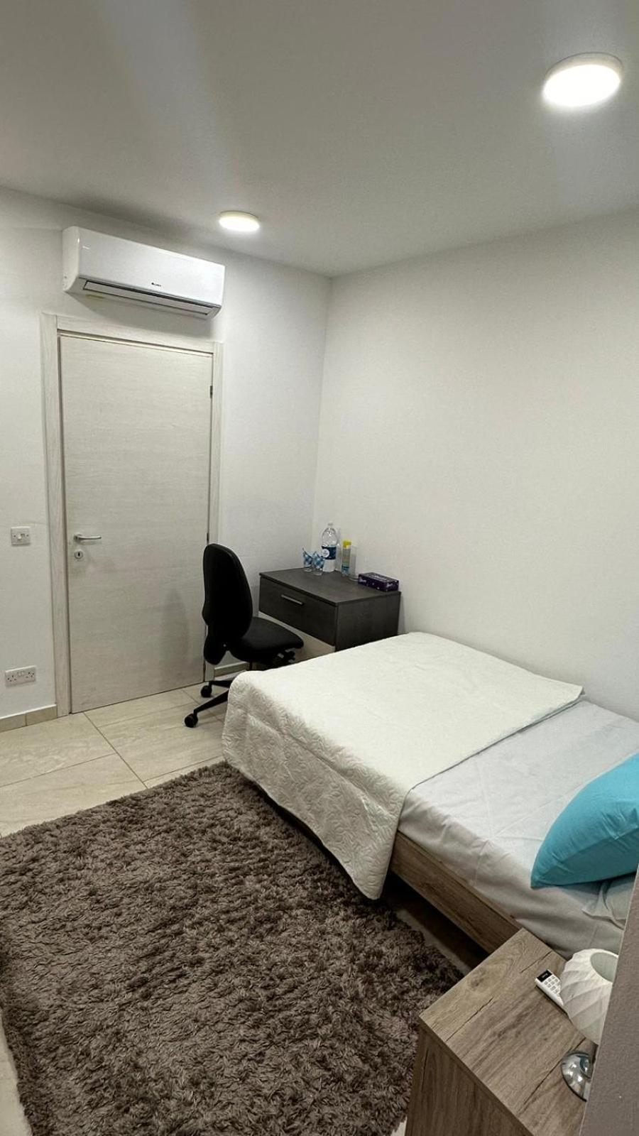Your Elegant Home Away From Home Shared Apartment Only With Host Żebbuġ エクステリア 写真